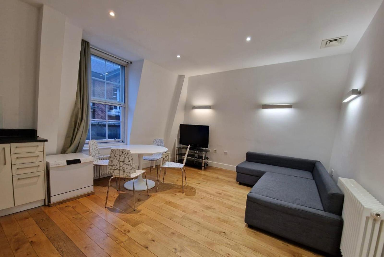 One Bedroom In Holborn * Londra