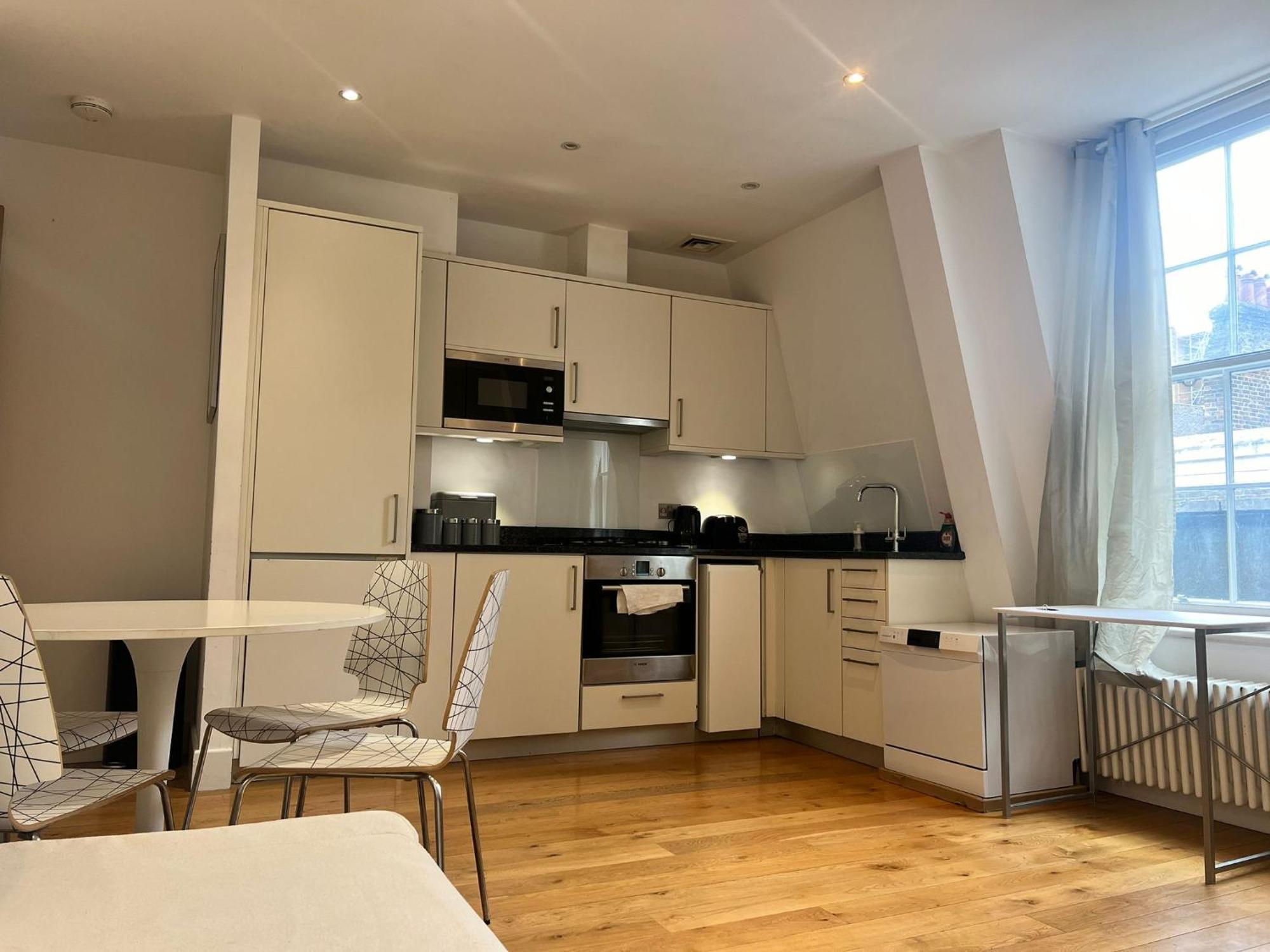 One Bedroom In Holborn Appartamento *